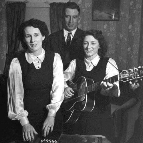 The Carter Family The Carter Family, Worried Man Blues, Piano, Vocal & Guitar (Right-Hand Melody)