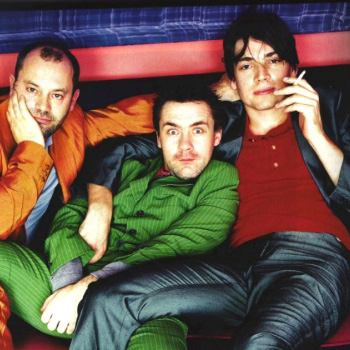 Fat Les Fat Les, Vindaloo, Piano, Vocal & Guitar (Right-Hand Melody)