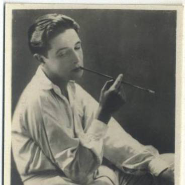 Ivor Novello Ivor Novello, Glamorous Night, Piano, Vocal & Guitar (Right-Hand Melody)