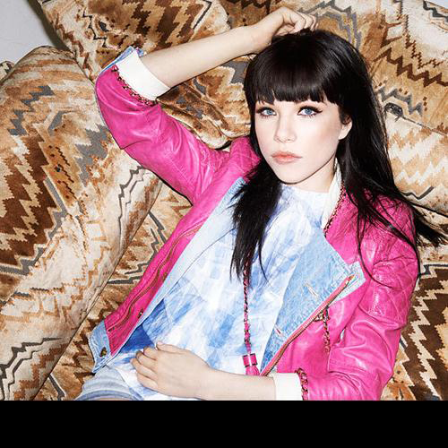 Carly Rae Jepsen Mittens Profile Image