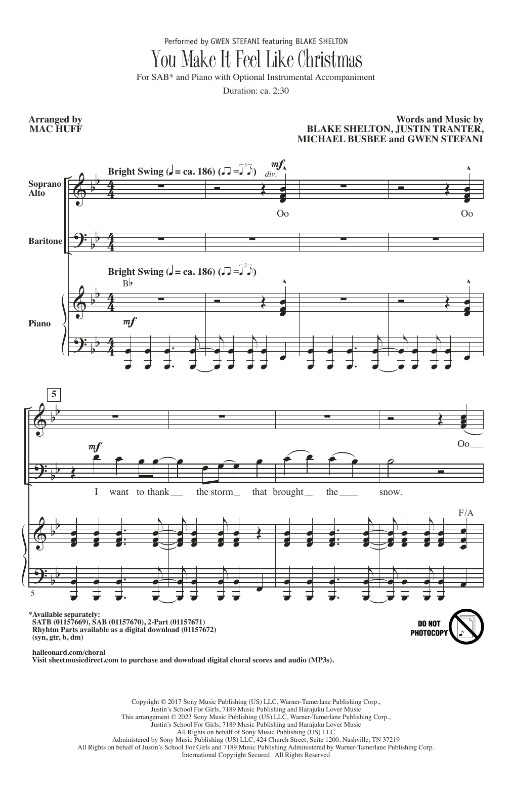 Gwen Stefani featuring Blake Shelton You Make It Feel Like Christmas (arr. Mac Huff) sheet music notes and chords. Download Printable PDF.