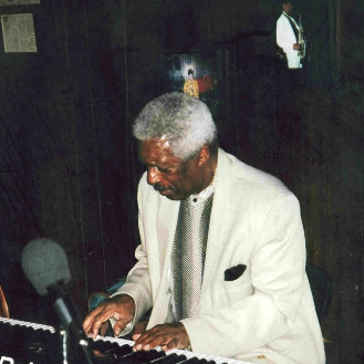 Eddie Green Profile piano notes, guitar tabs for Piano, Vocal & Guitar (Right-Hand Melody). Easy to transpose or transcribe. Learn how to play, download song progression by artist