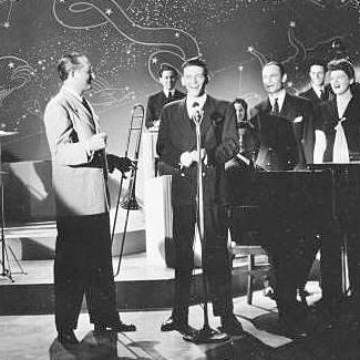Easily Download Jack Leonard with Tommy Dorsey Orchestra Printable PDF piano music notes, guitar tabs for Piano Solo. Transpose or transcribe this score in no time - Learn how to play song progression.