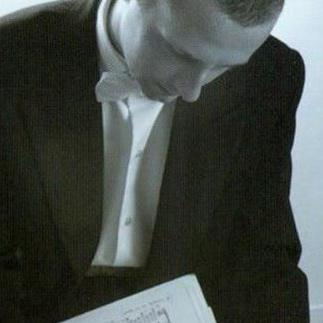 Easily Download Kris Lennox Printable PDF piano music notes, guitar tabs for Piano Solo. Transpose or transcribe this score in no time - Learn how to play song progression.