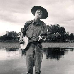 Download or print Pete Seeger Sailing Down My Golden River Sheet Music Printable PDF 3-page score for Pop / arranged Banjo Tab SKU: 178626